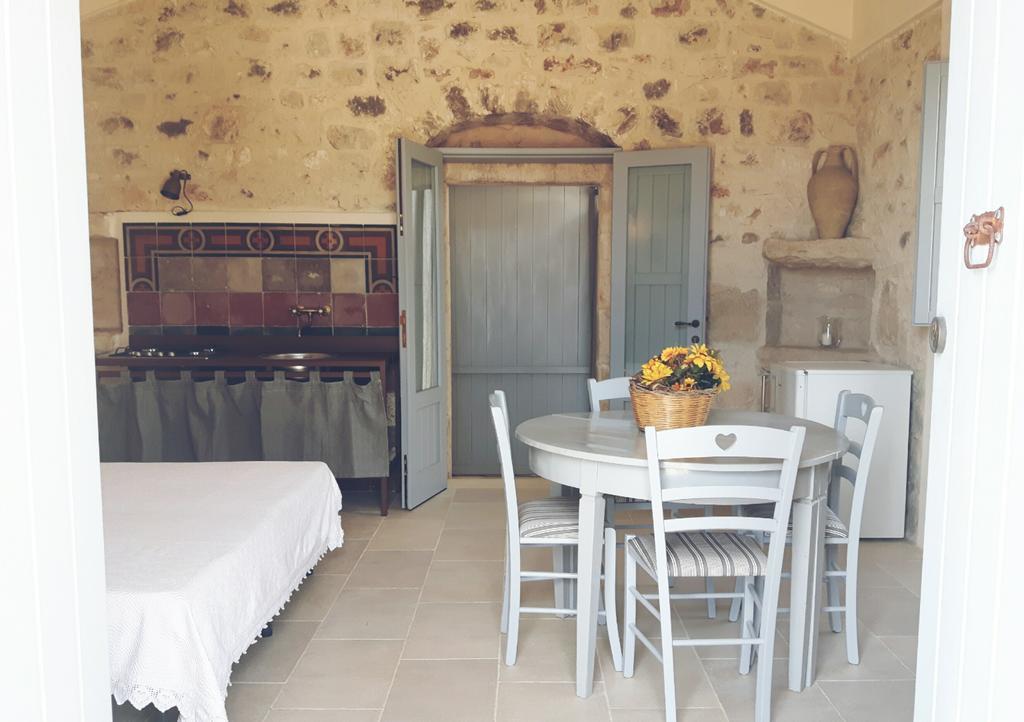 Masseria Ciancio Casa Serrafiori 外观 照片